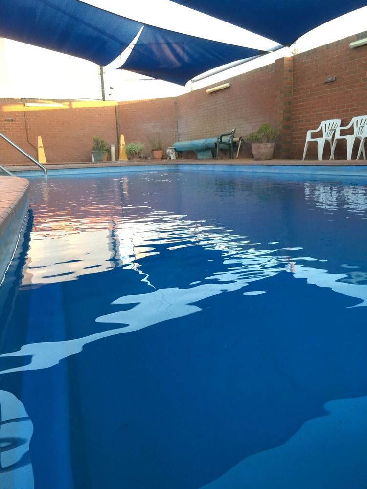 The Phoenix Artesian Spa Resort And Accommodation モーリー エクステリア 写真